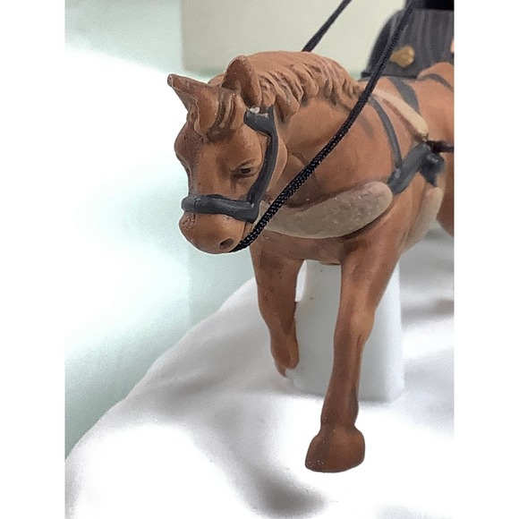 VTG Dept 56 Heritage Collection Kings Road Cab Horse & Carriage Figurine EUC - Picture 6 of 12